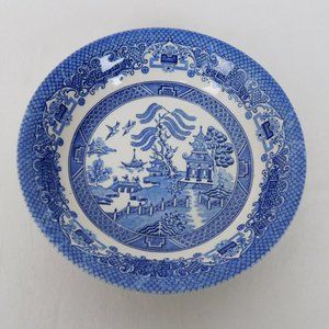English Ironstone China EIT Blue Willow Cereal Soup Bowl Made in England Vintage